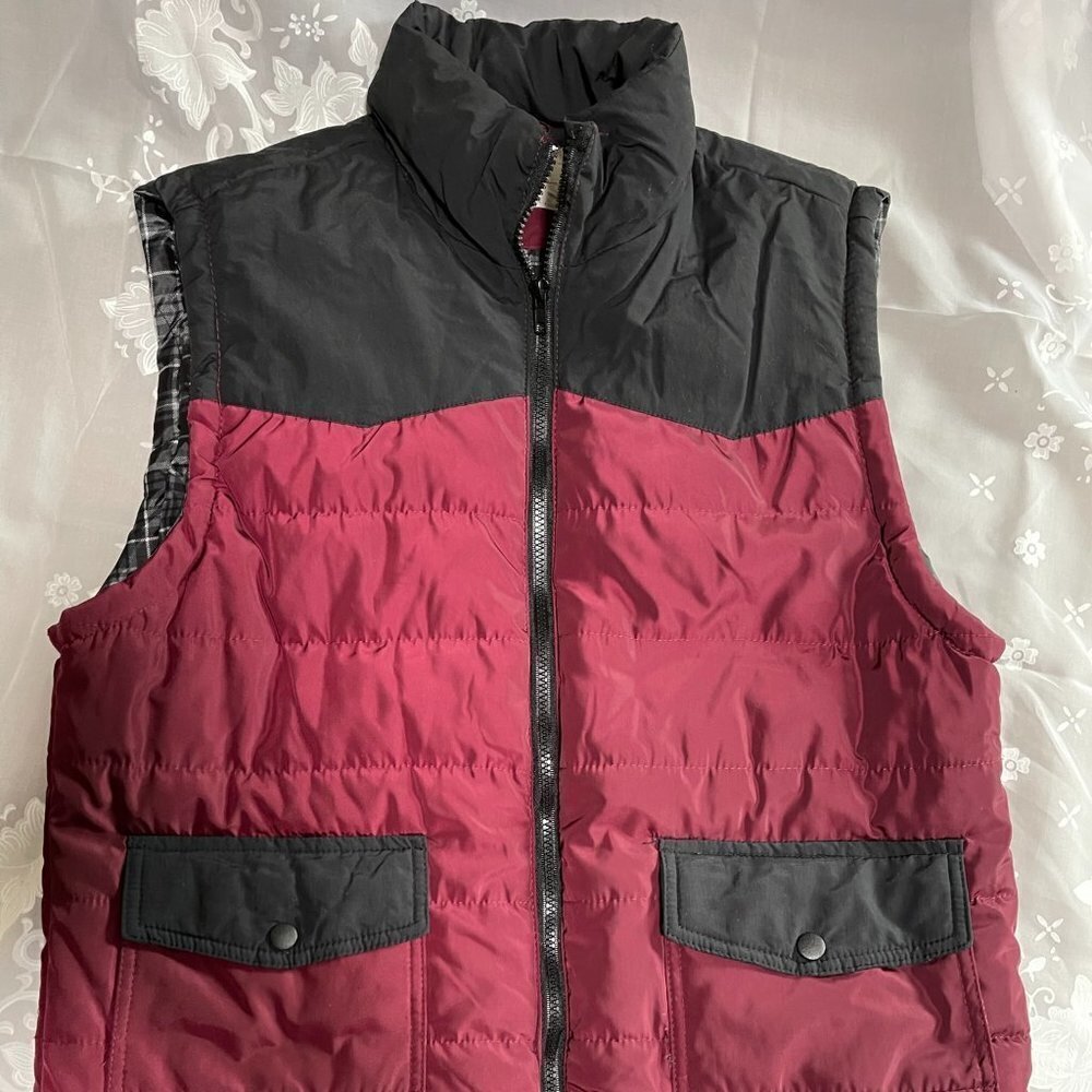ZAKBRAND Puffy Vest Size Large Excellent Condition Men's Maroon/Black